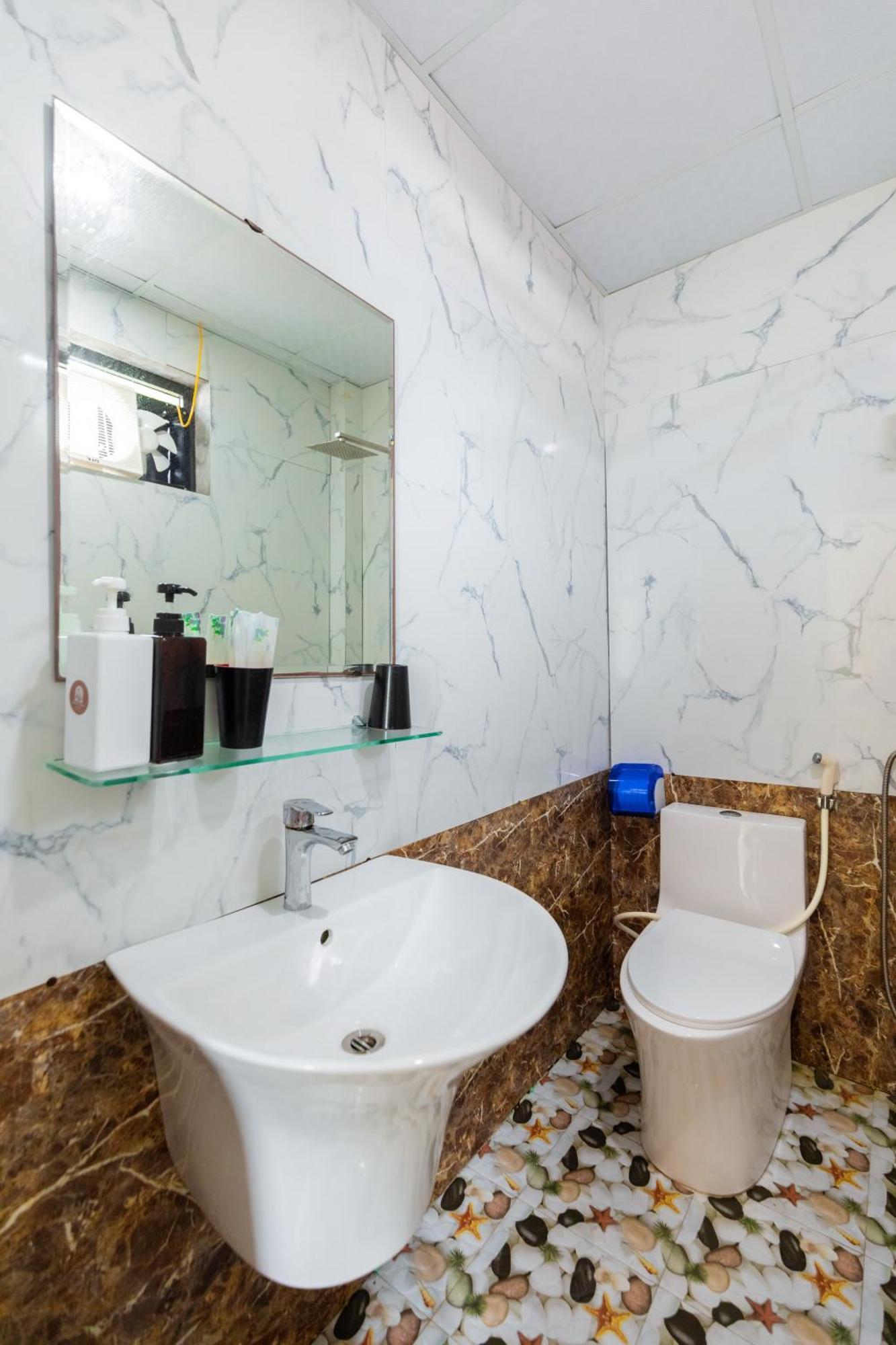 Victor Charlie Hostel Dong Khe Sau ภายนอก รูปภาพ
