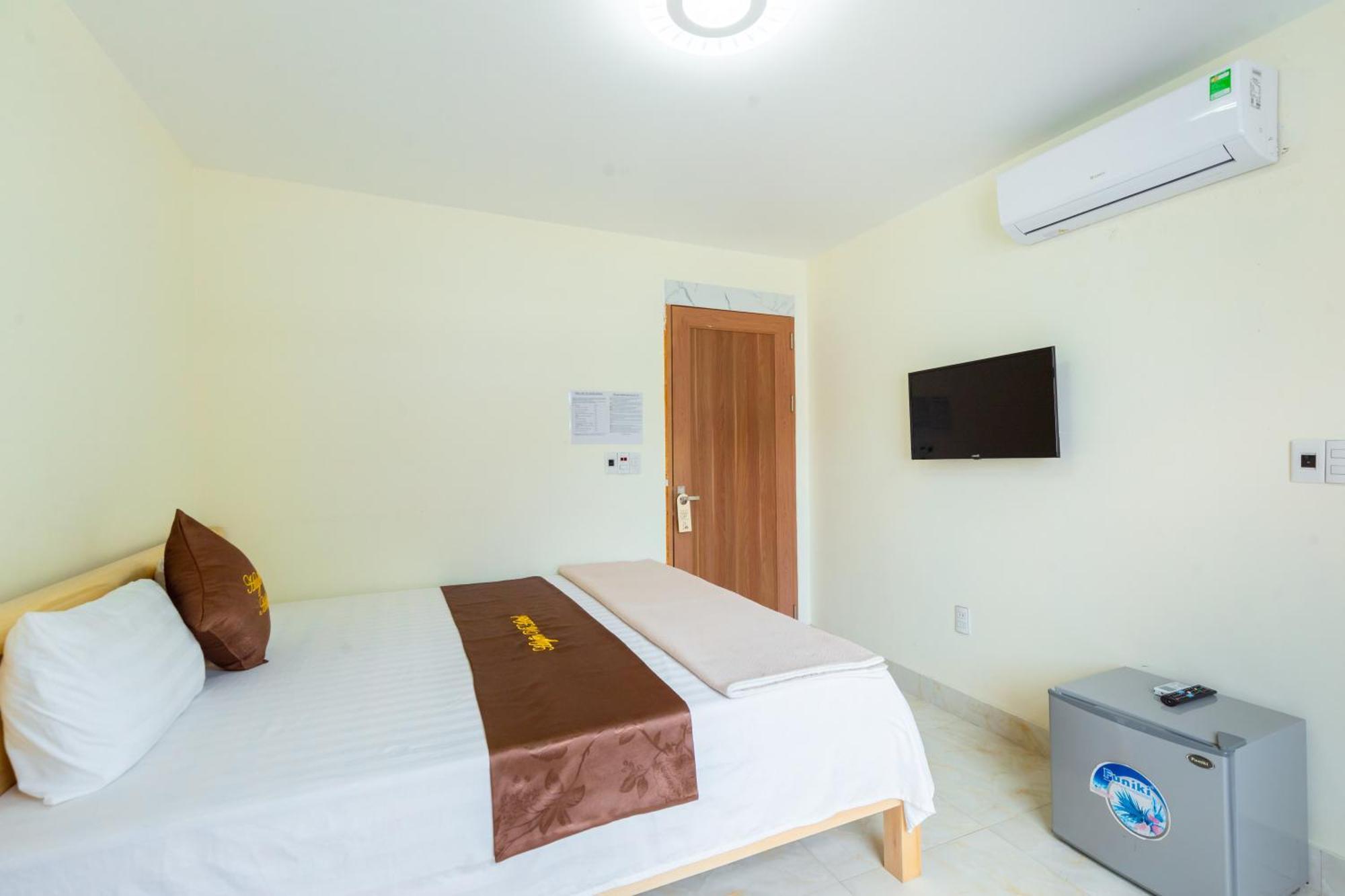 Victor Charlie Hostel Dong Khe Sau ภายนอก รูปภาพ